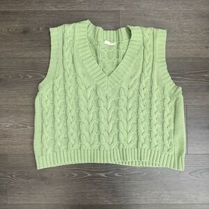 Altar'd State Sweater Vest Size‎ Medium Green Oversized Cable Knit Academia